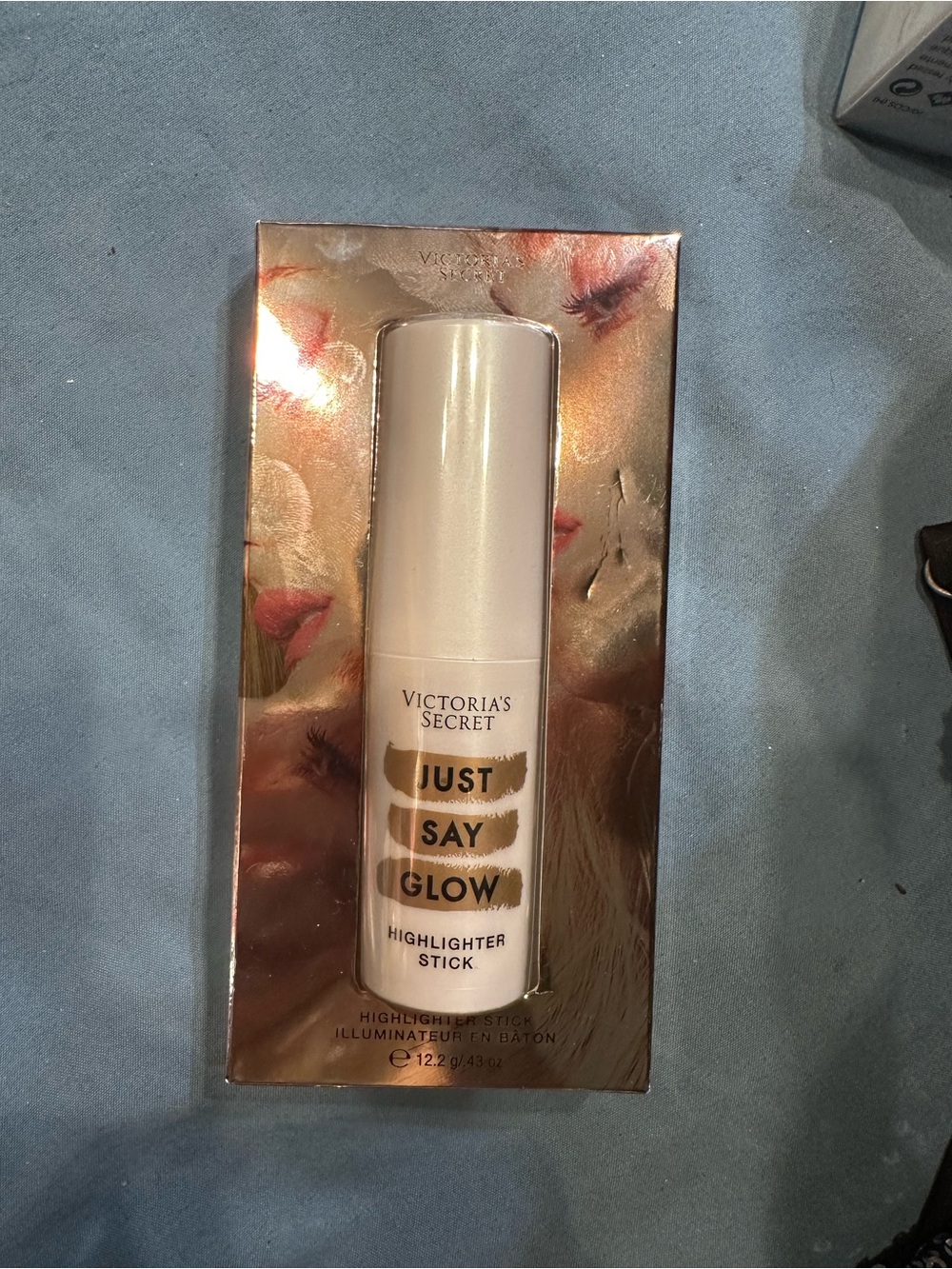 Victoria's Secret Just Say Glow Highlighter Stick — Gold